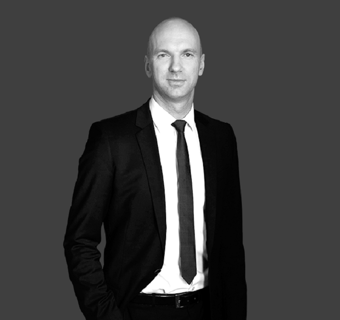 Александр Деев